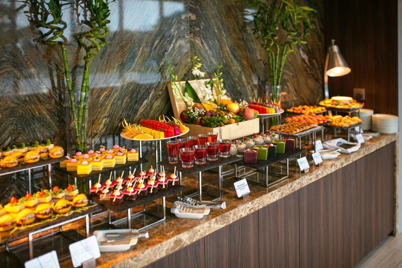 Moevenpick Living West Ханой Экстерьер фото