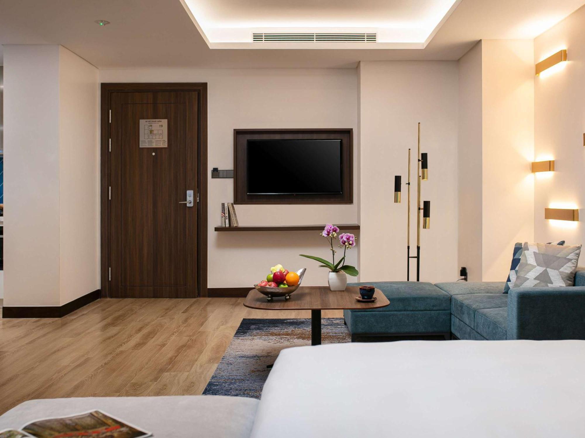 Moevenpick Living West Ханой Экстерьер фото